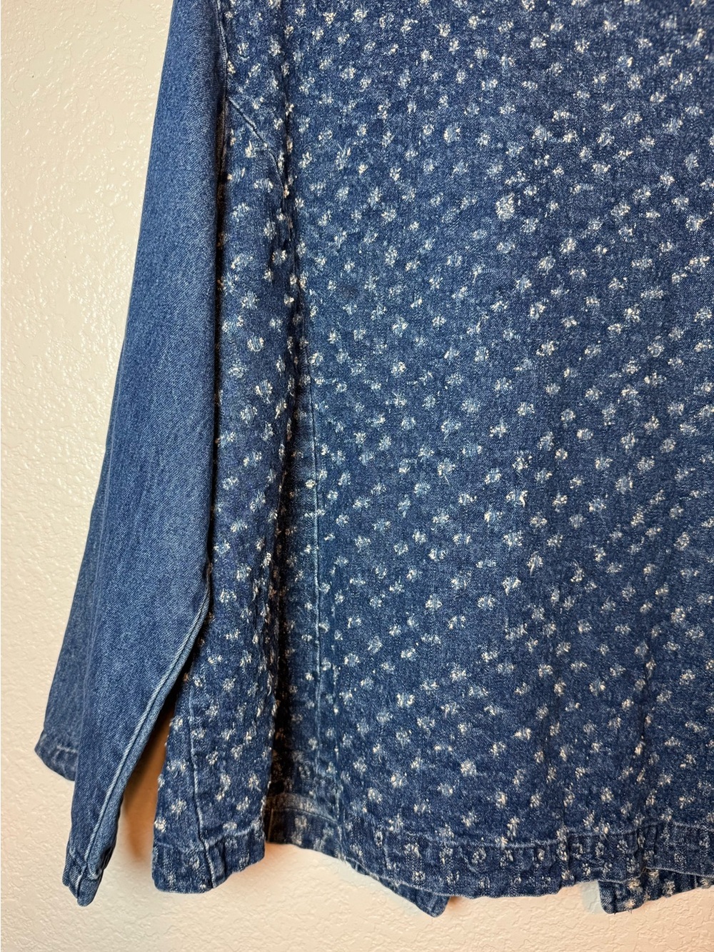 Chico's Perforated Denim Open-Front Shirt Jacket Shacket Blue Size 3/16/XL - Picture 11 of 13